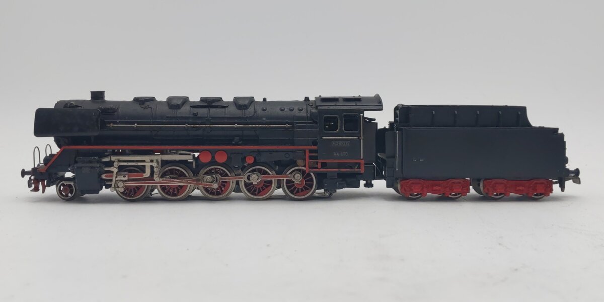 Marklin 3047 HO BR 44 Heavy Goods 2-10-0 Steam Locomotive & Tender #44690 EX