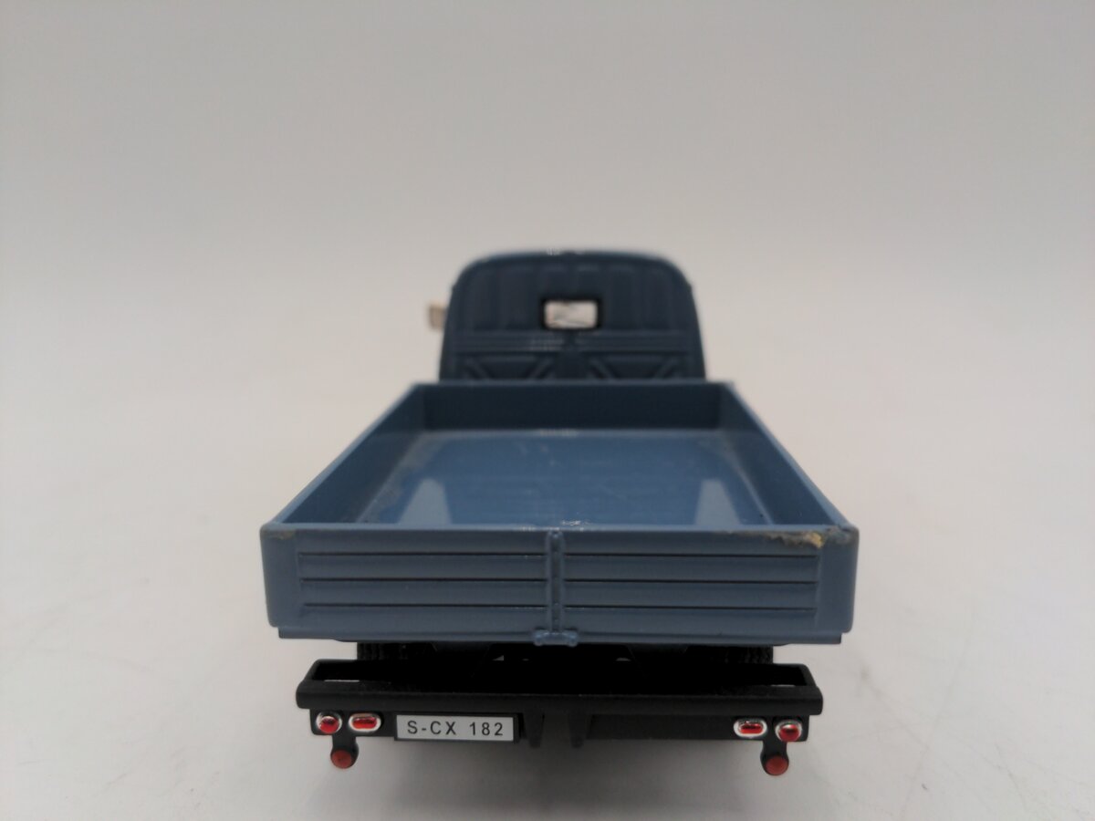 Premium ClassiXXs 1/43 Mercedes Benz L1000 Express VG/Box