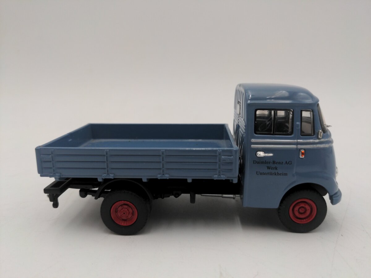 Premium ClassiXXs 1/43 Mercedes Benz L1000 Express VG/Box