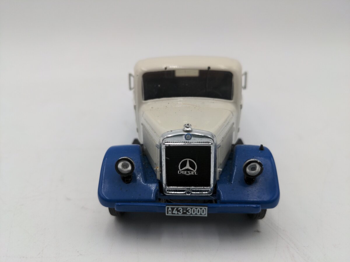 Premium ClassiXXs 1/43 Mercedes Benz Rennwagen-Schnelltransporter VG/Box