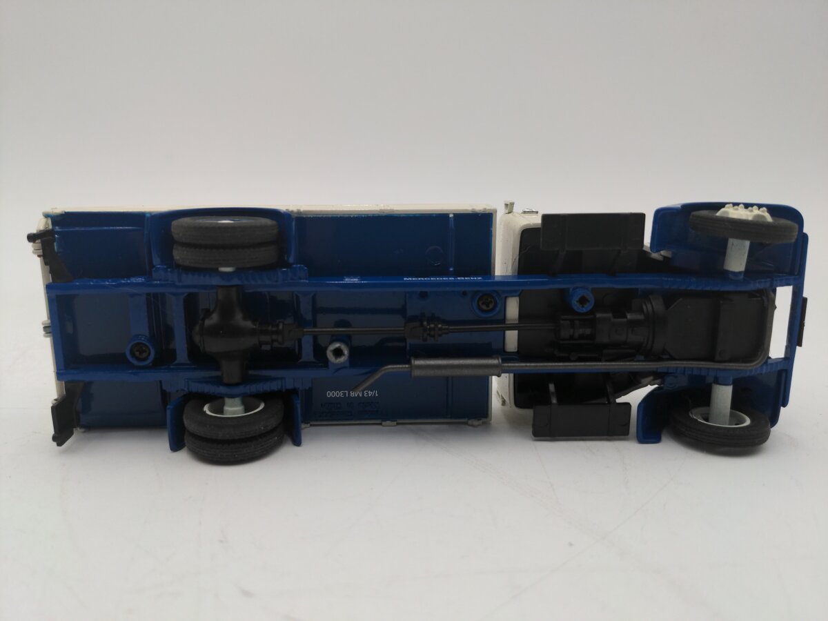 Premium ClassiXXs 1/43 Mercedes Benz Rennwagen-Schnelltransporter VG/Box