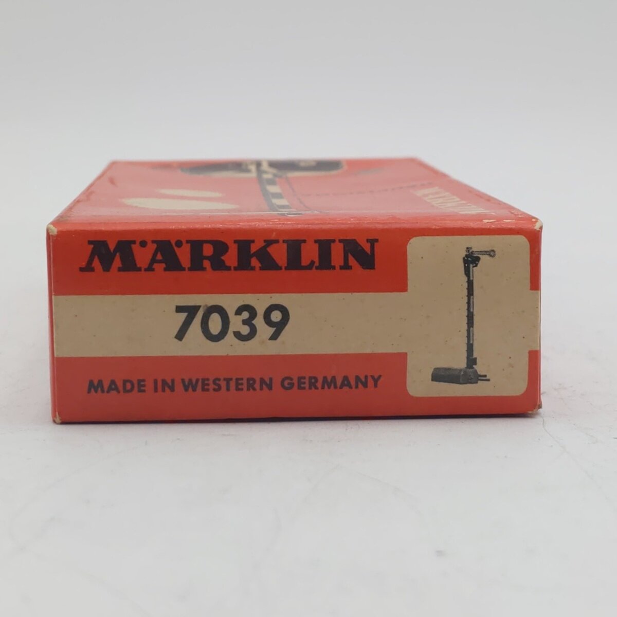 Marklin 7039 HO Scale Signal With Train Control VG/Box