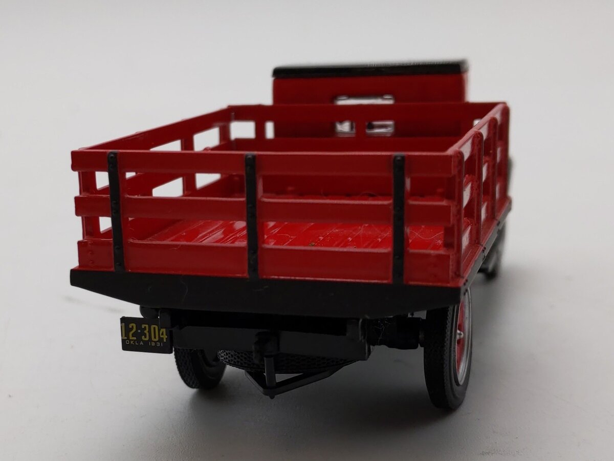 Whitebox 1:43 Scale 1928 Ford AA Platform Truck LN/Box