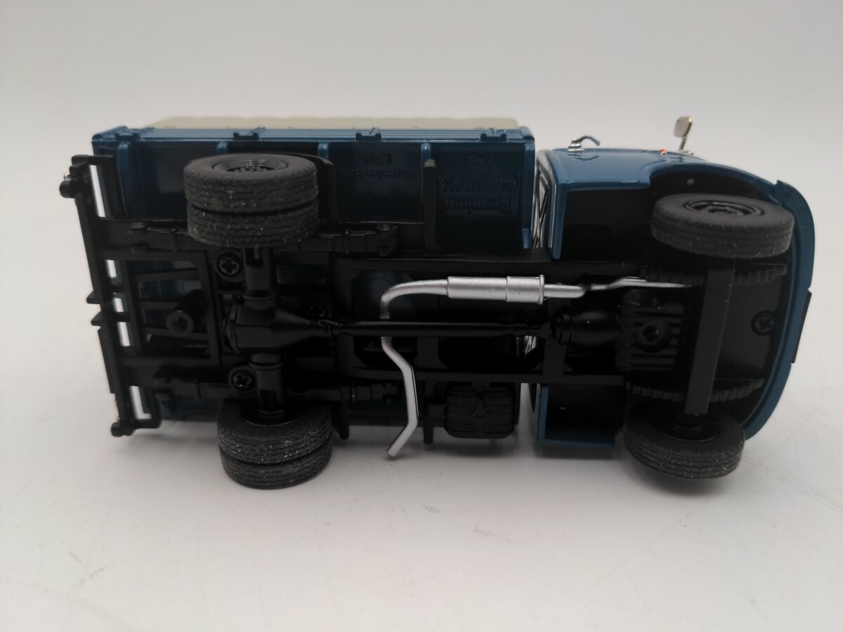 Premium ClassiXXs 1/43 Mercedes Benz L1000 VG/Box