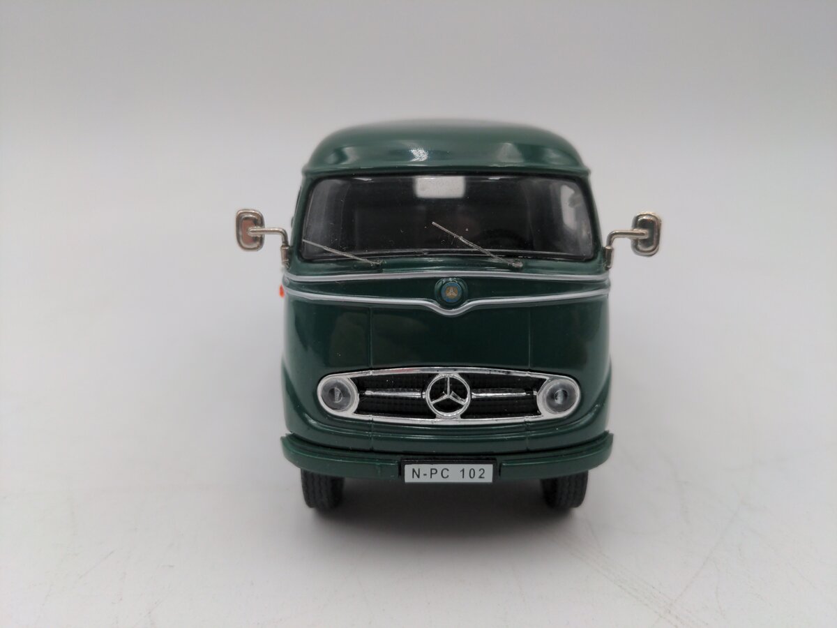 Premium ClassiXXs 1/43 Mercedes Benz L319 Green And Brown Truck EX/Box