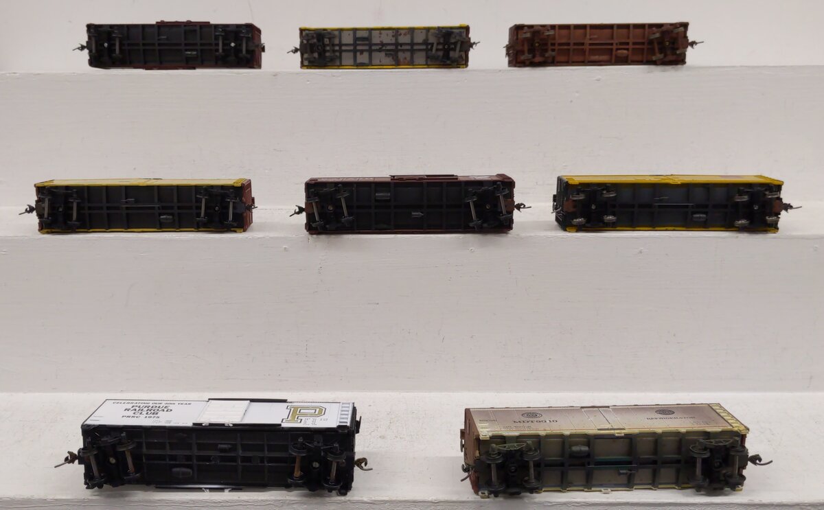 Assorted HO Scale Refrigerator & Box Cars [8] EX
