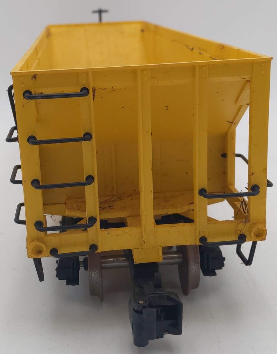 Bachmann G scale 6687 Peabody 3-Bay Hopper No Load