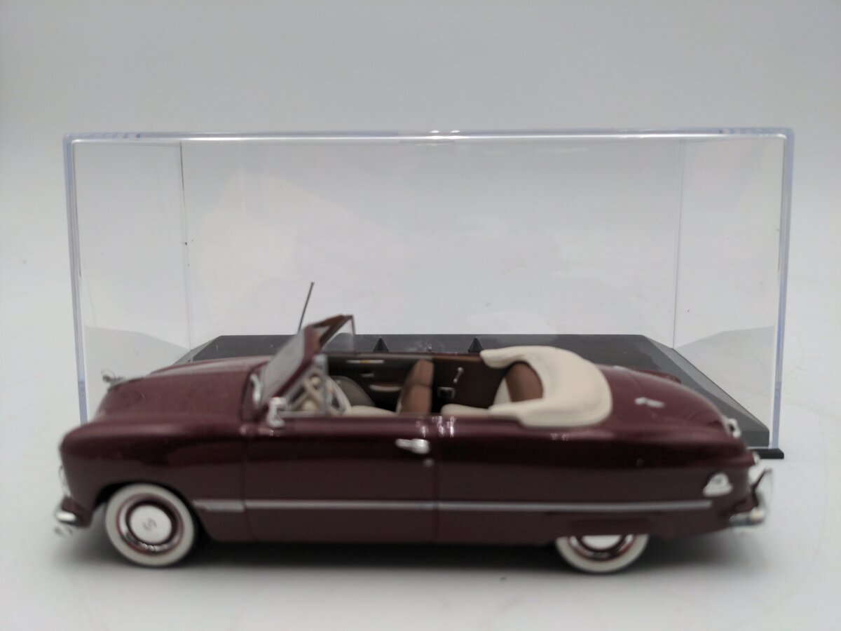 Minichamps 1:43 Maroon 1949 Ford Custom 100 Years EX/Box