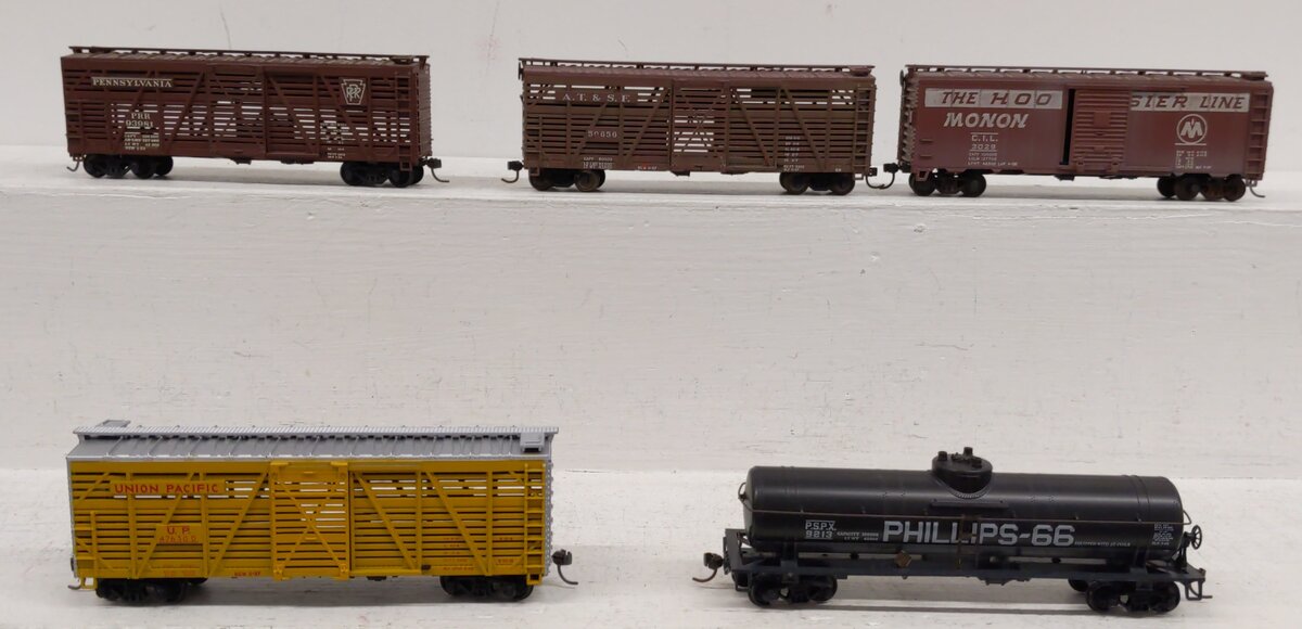 Assorted HO Scale Stock & Other Assorted Freight Cars [5] EX