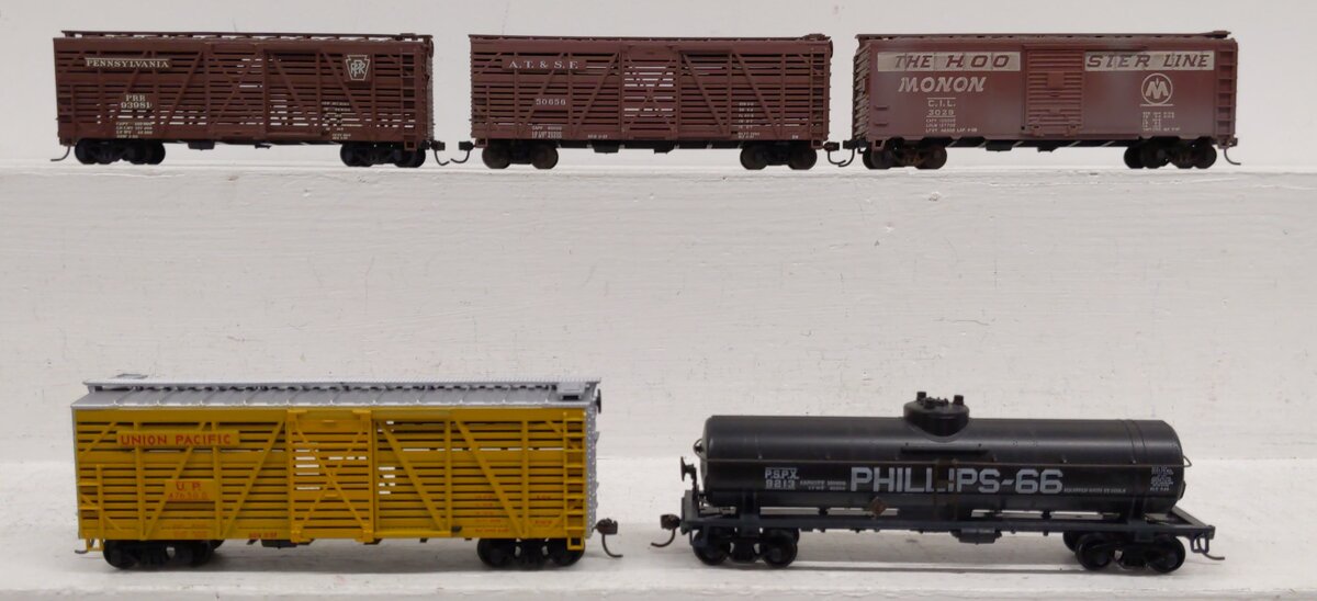 Assorted HO Scale Stock & Other Assorted Freight Cars [5] EX