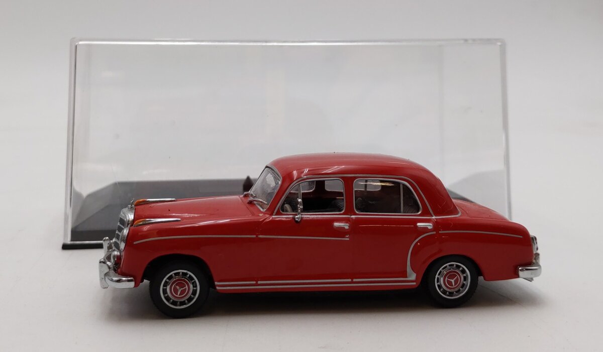 Minichamps 1:43 Scale Mercedes-Benz 200 Mittelrot Limited Edition 1 of 1,440 LN/Box