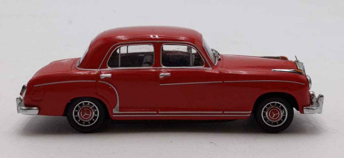 Minichamps 1:43 Scale Mercedes-Benz 200 Mittelrot Limited Edition 1 of 1,440 LN/Box