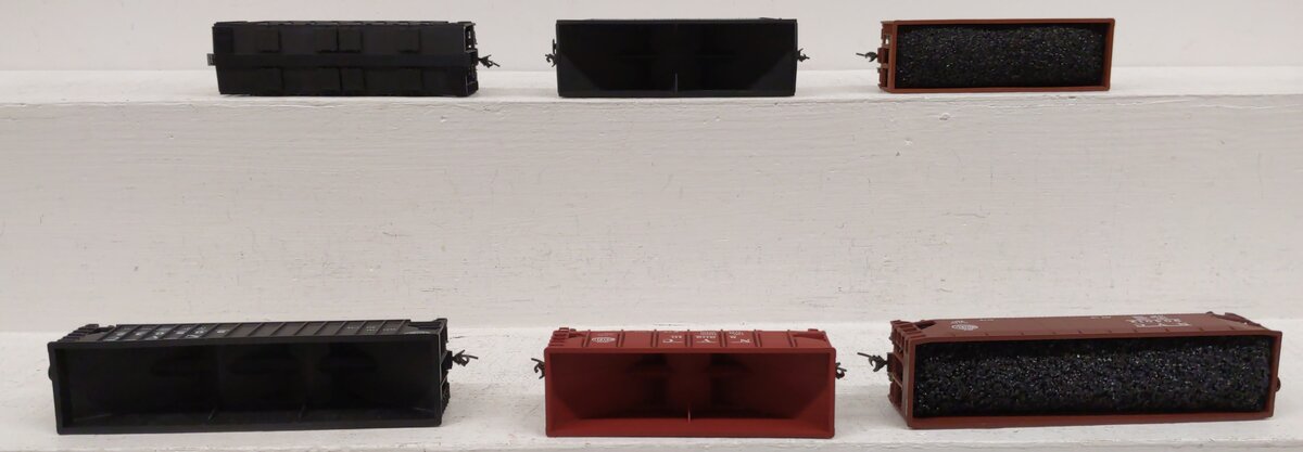 Assorted HO Scale Covered/Uncovered Hoppers [6] EX
