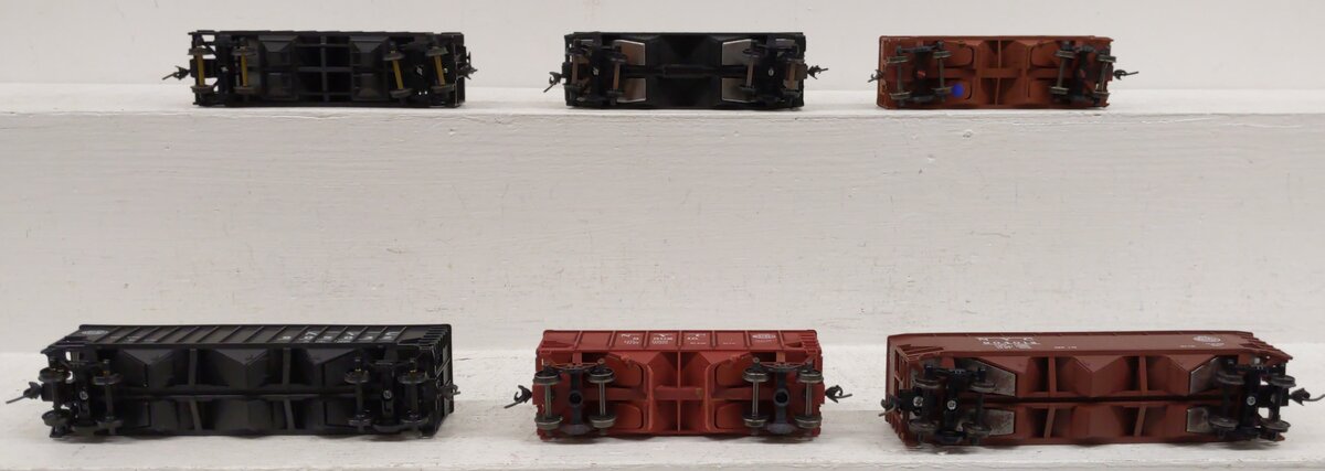 Assorted HO Scale Covered/Uncovered Hoppers [6] EX