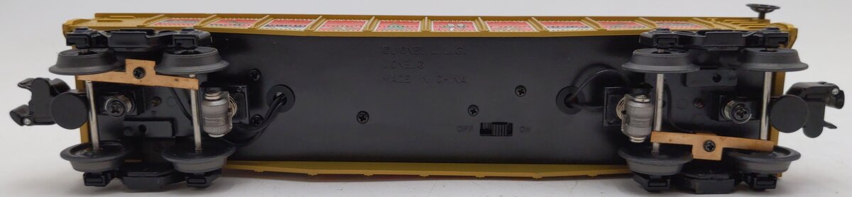 Lionel 6-26856 O Gauge Operating Christmas Chase Gondola EX/Box