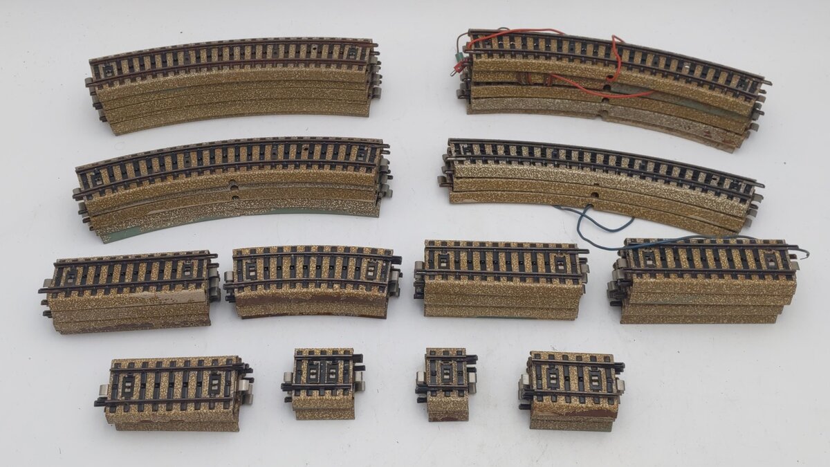Marklin HO Scale M Track: 5100, 5206, 5101, 5107, 5129, 5108, 5109, 5110 [52]