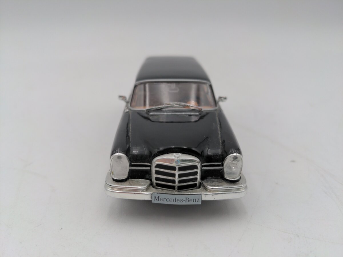 Premium X 230 1/43 Mercedes Benz Ponton Binz 230 1959 Station Wagon EX/Box