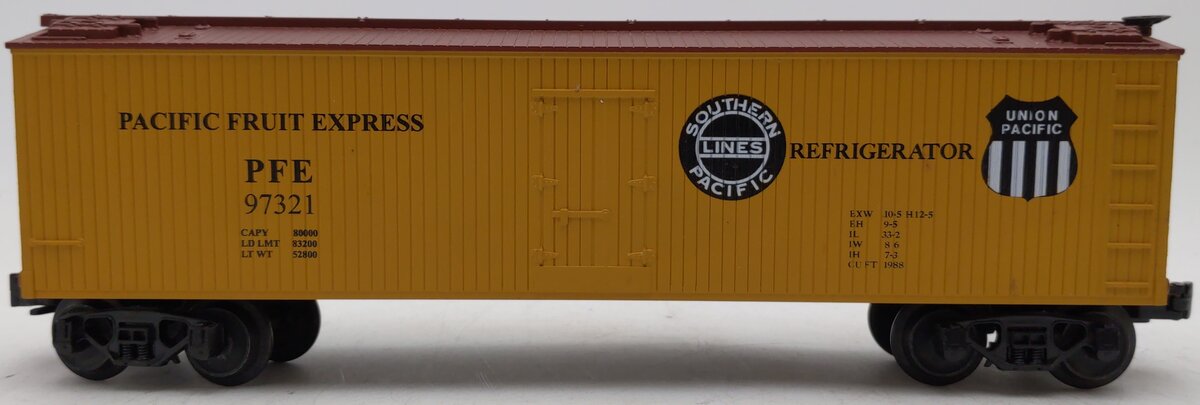 MTH 30-7807 O UP Pacific Fruit Express Semi-Scale Woodside Reefer Car #97321 EX/Box