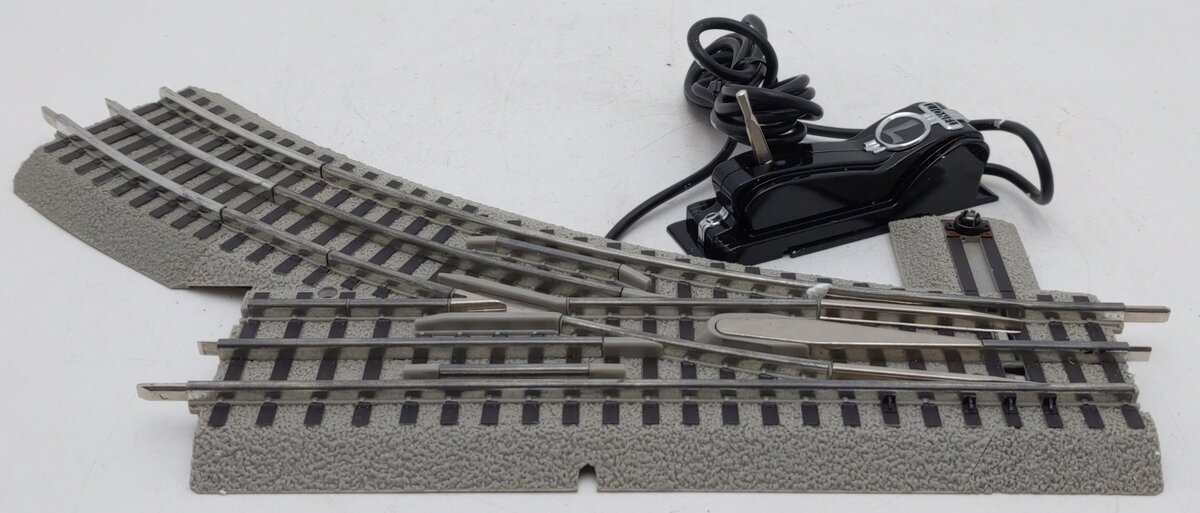 Lionel 6-12046 O Gauge O36 Right Hand Remote-Control FasTrack Switch/Turnout VG/Box