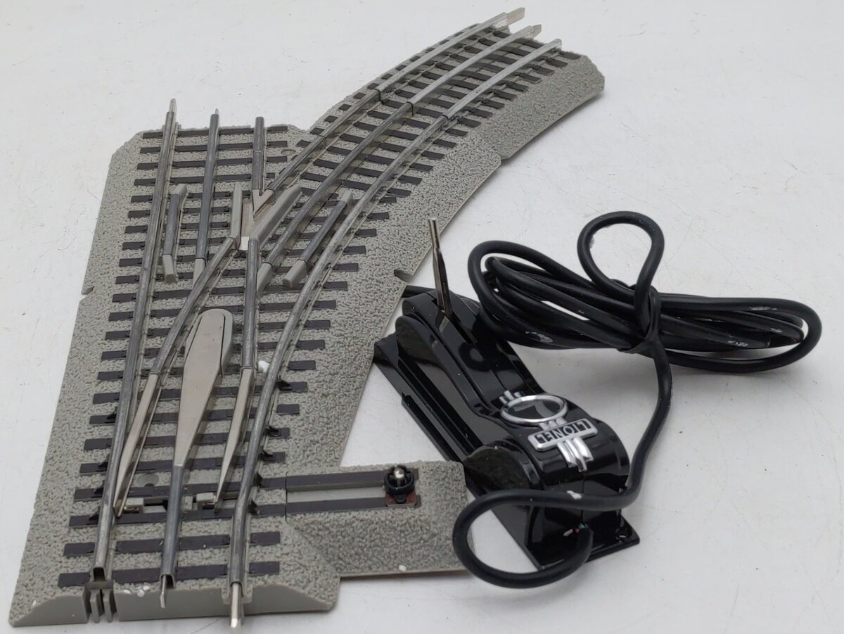 Lionel 6-12046 O Gauge O36 Right Hand Remote-Control FasTrack Switch/Turnout VG/Box