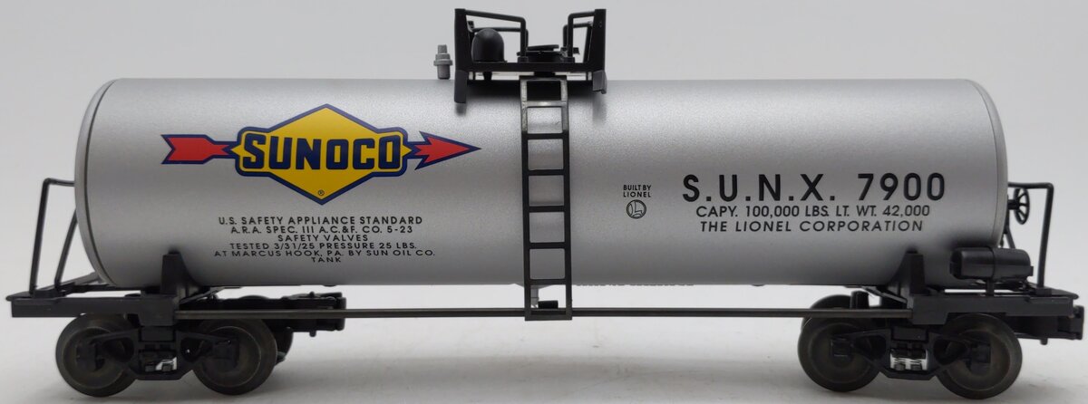 Lionel 6-17910 O Gauge Sunoco Unibody Tank Car #7900 EX