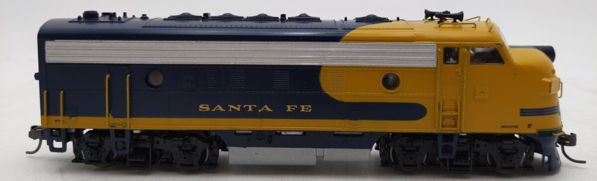 Athearn 3103 HO Santa Fe F7A Powered Diesel Locomotive #271C EX