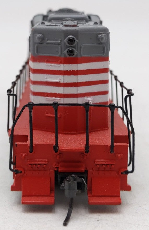 Athearn 3151 HO Chicago Burlington & Quincy GP9 Diesel Locomotive #244-Weathered EX/Box