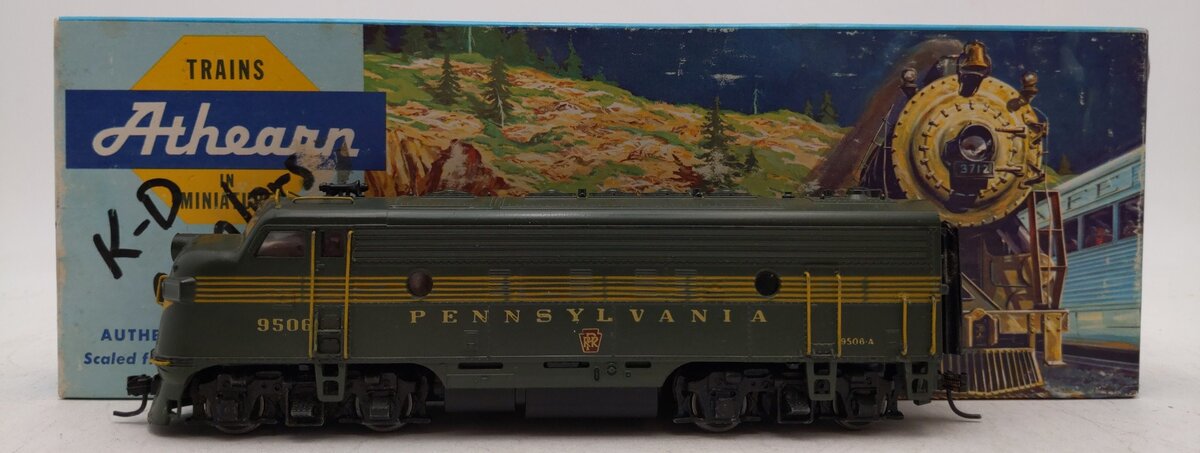 Athearn 3207 HO Scale Pennsylvania F-7A Super Diesel Locomotive #9506 EX/Box