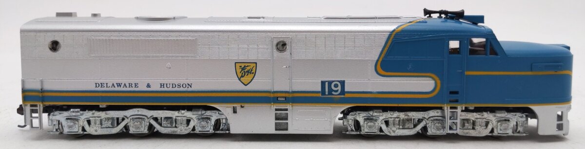 Athearn 3308 HO Scale Delaware & Hudson PA-1 Powered Diesel Locomotive #19 EX/Box