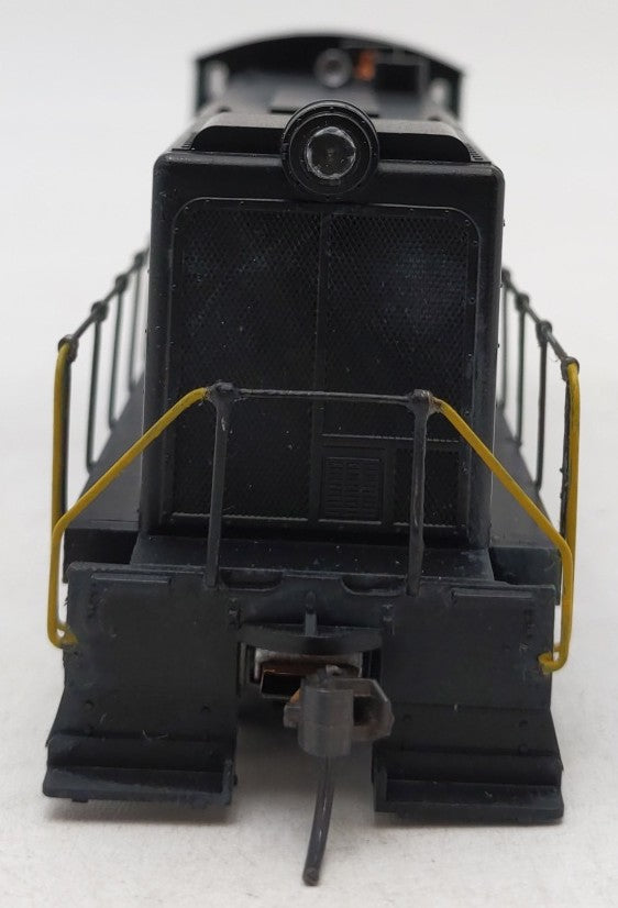 Athearn 3707 HO Scale Pennsylvania S-12 Powered Diesel Locomotive #8791 EX/Box