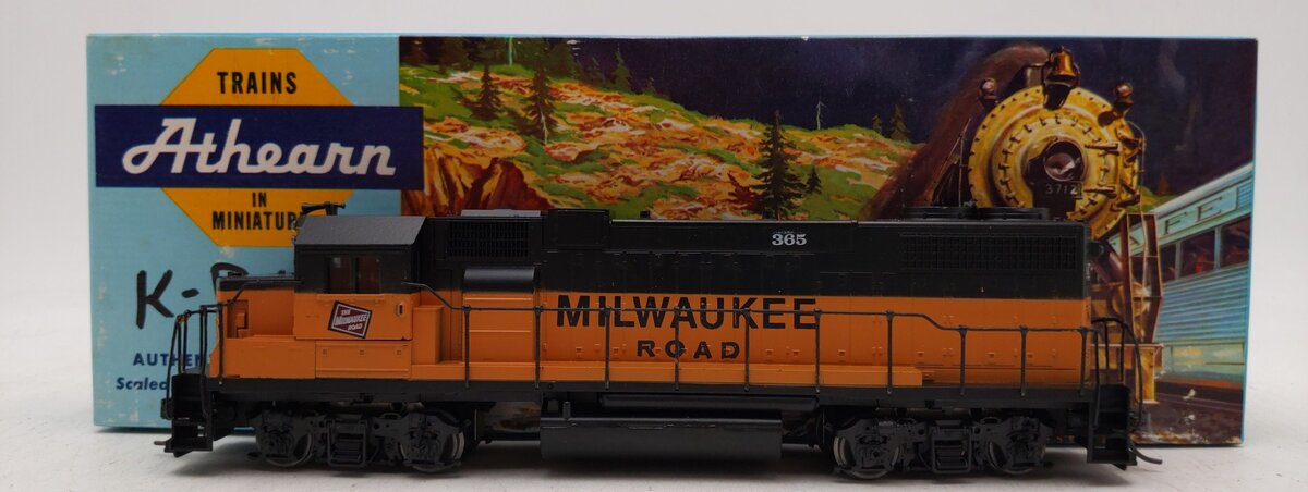 Athearn 4606 HO Scale Milwaukee Road GP38-2 Diesel Locomotive #365 EX/Box