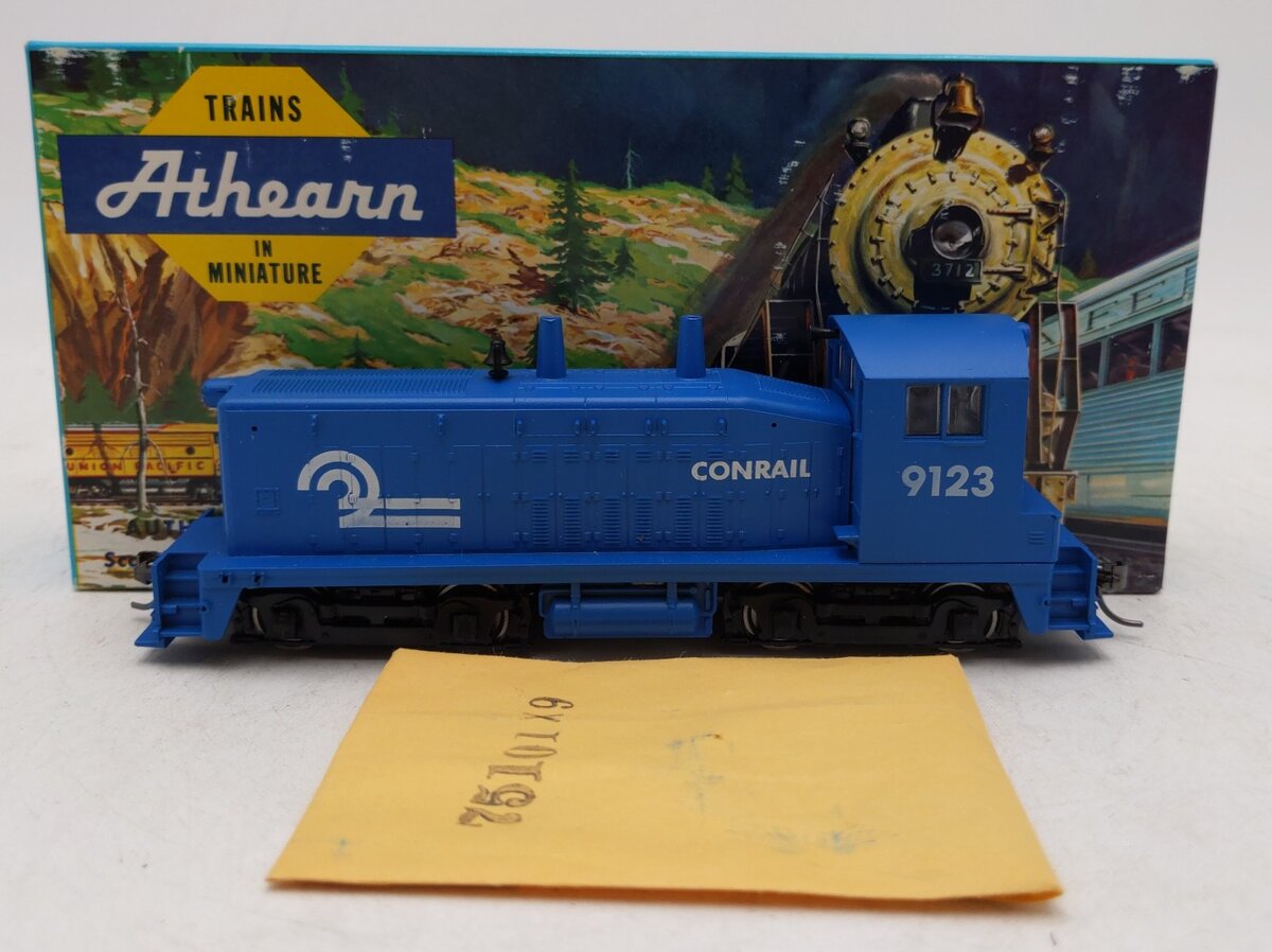 Athearn 4010 HO Scale Conrail Diesel Locomotive #9123 LN/Box