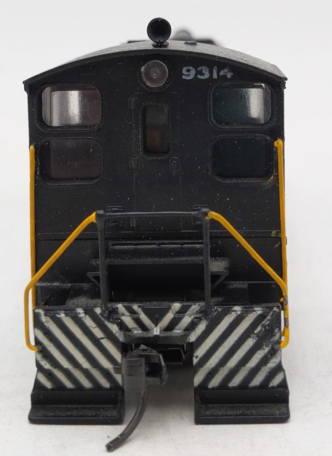Athearn 3706 HO Scale New York Central S-12 Powered Diesel Locomotive #9314 EX/Box