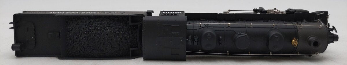 IHC M9528 HO Scale New York Central 2-8-0 Steam Locomotive & Tender #8000 EX/Box