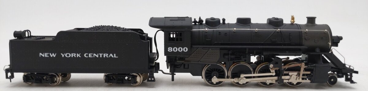 IHC M9528 HO Scale New York Central 2-8-0 Steam Locomotive & Tender #8000 EX/Box