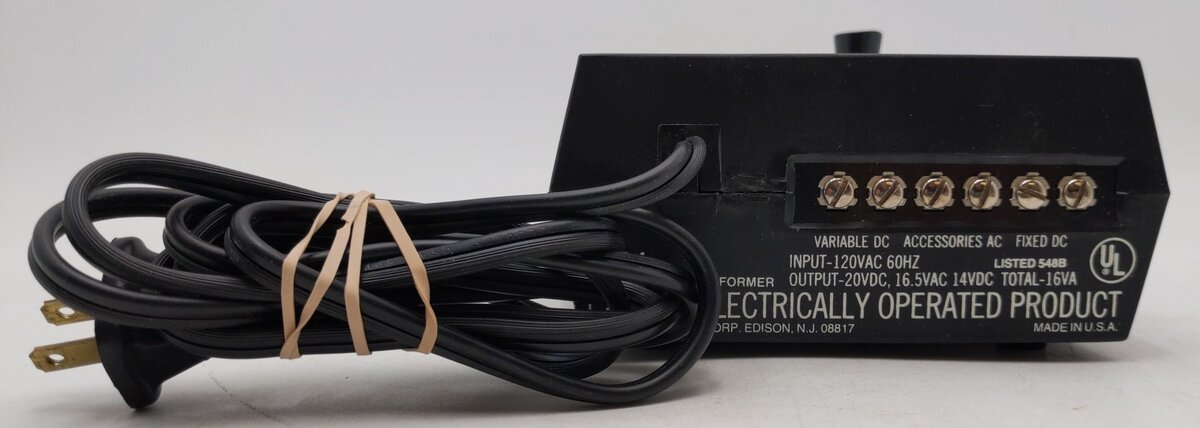 MRC 2500 HO Loco-Motion Tech II Model Train Control EX/Box
