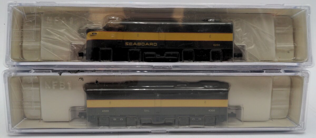 Life Like 7455 N Scale Seaboard F1 AB Diesel Locomotive Set LN/Box