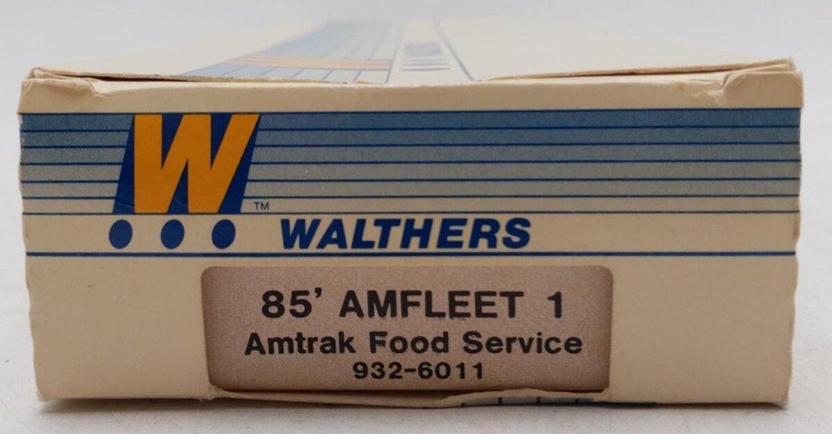 Walthers 932-6011 HO Scale Amtrak Food Service Train Car Kit-Assembled LN/Box