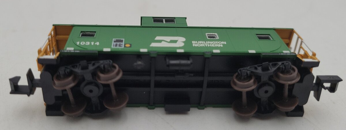 Atlas 43054 N Burlington Northern International Standard Cupola Caboose #10314
