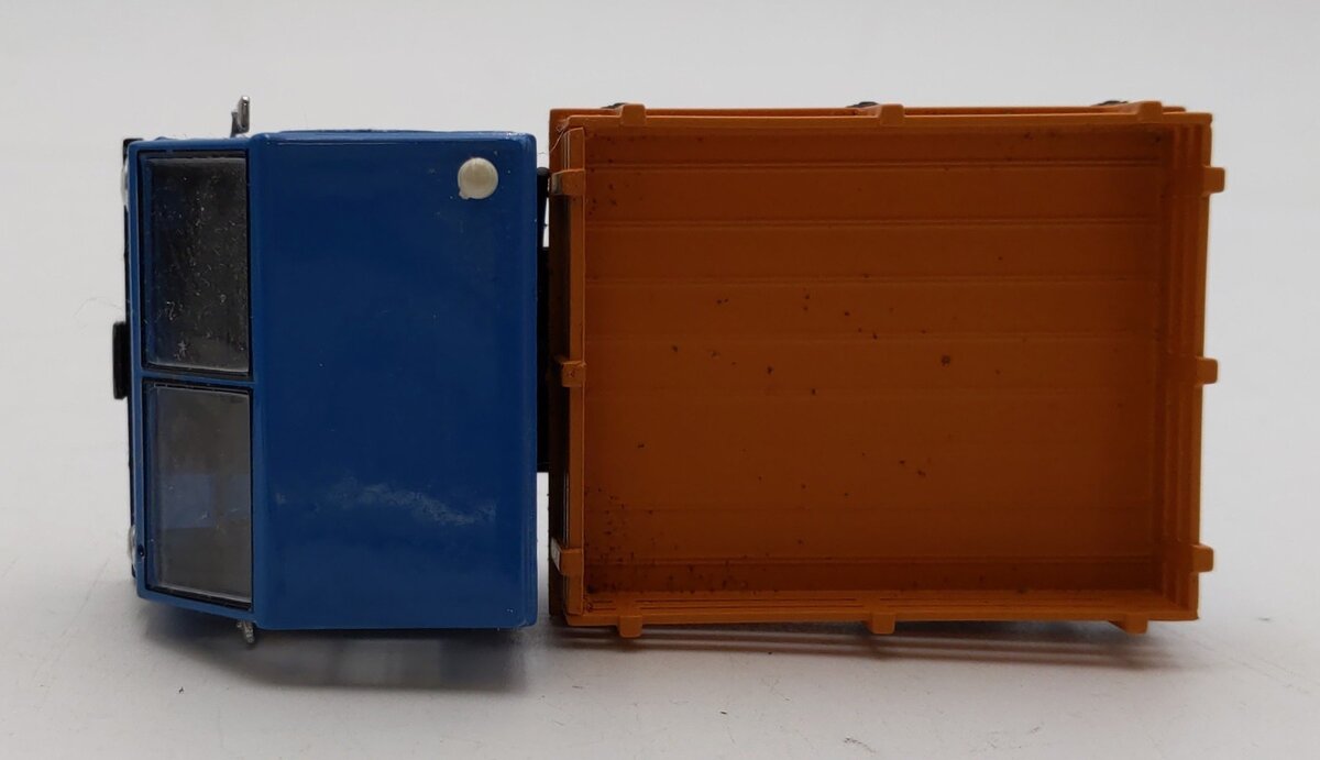 Planeta DeAgostini 1:43 Scale 1976 Volkswagen LN/Box
