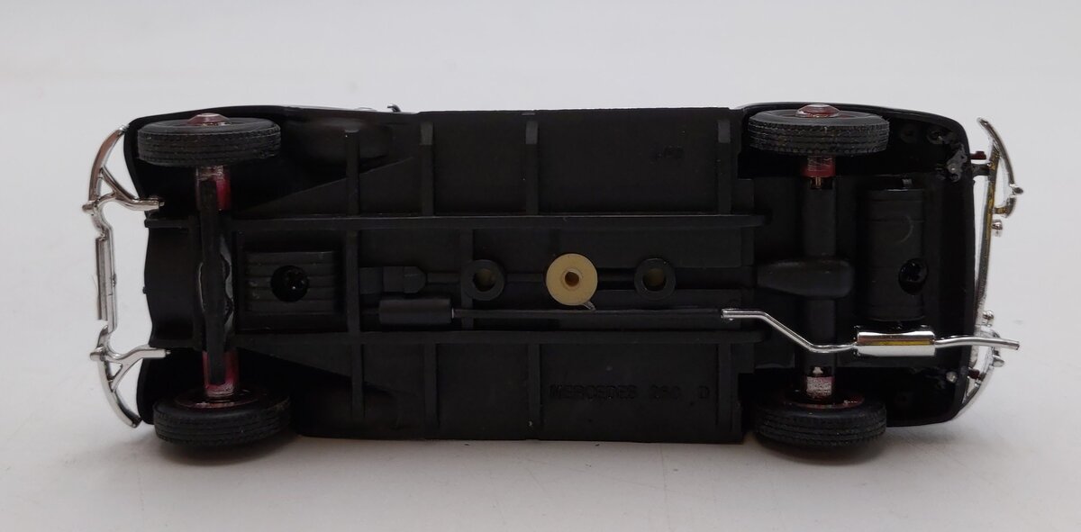 IXO Models 1:43 Scale mus025 mercedes benz 260D (W138) 1936 LN/Box