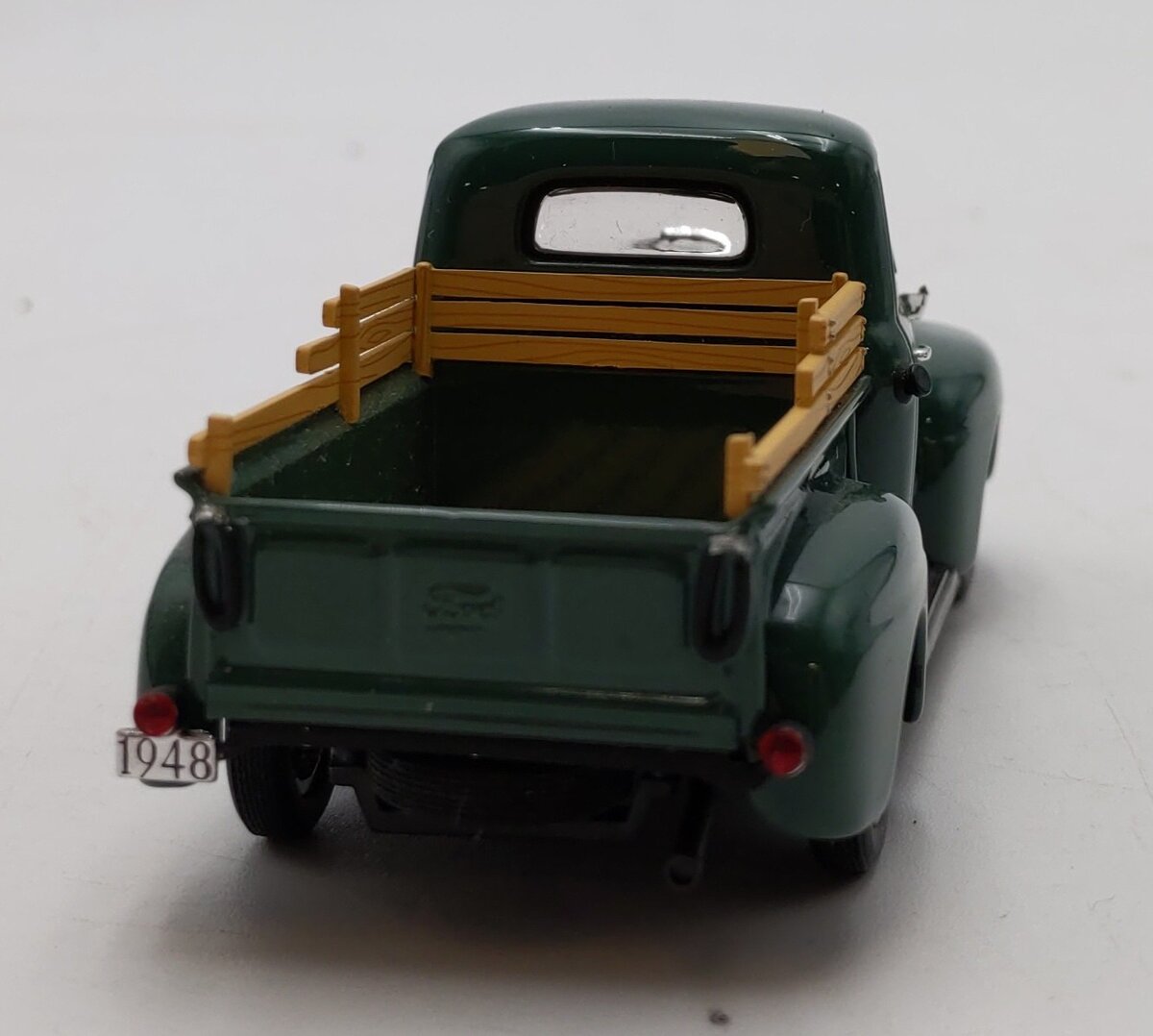 Minichamps 1:43 Scale 1948 Ford F-1 (Green) EX/Box