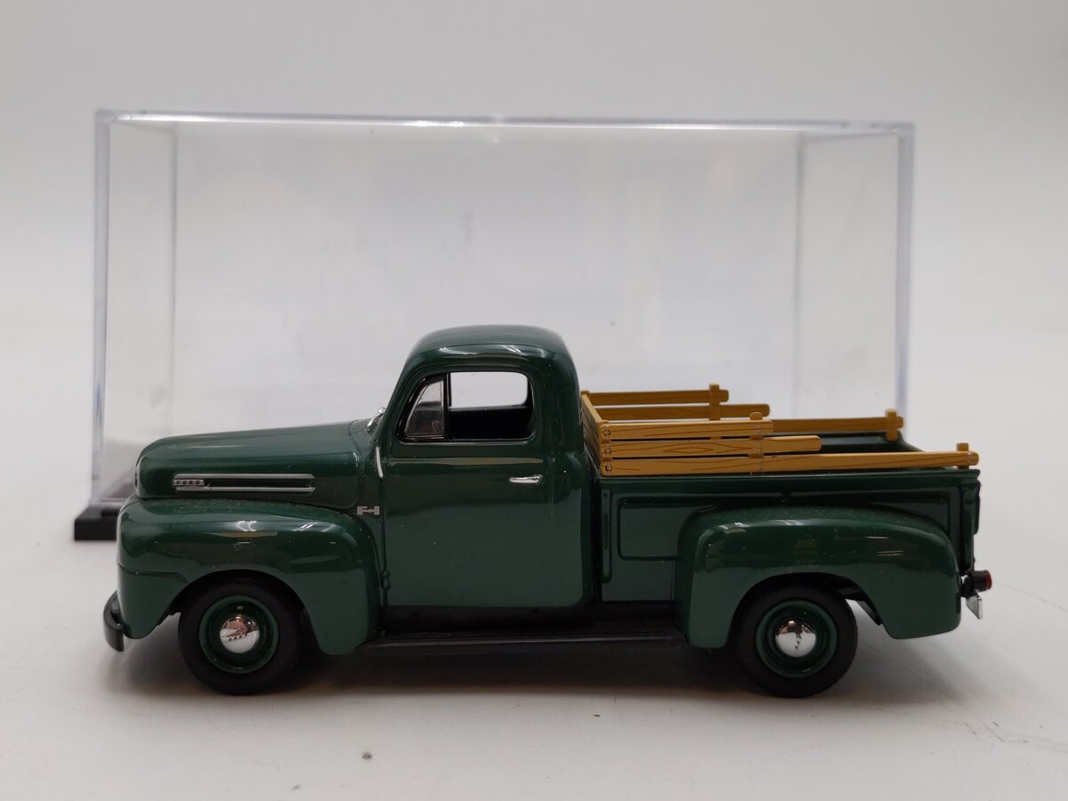 Minichamps 1:43 Scale 1948 Ford F-1 (Green) EX/Box