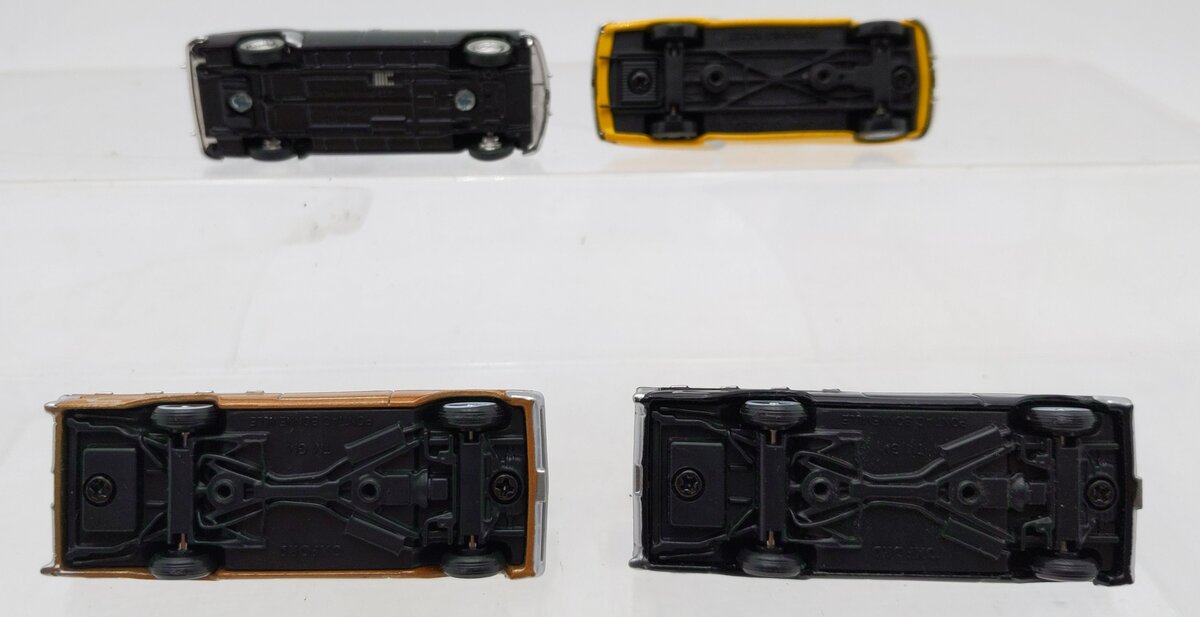 Oxford Diecast & Other Assorted HO Scale Cars [4] EX