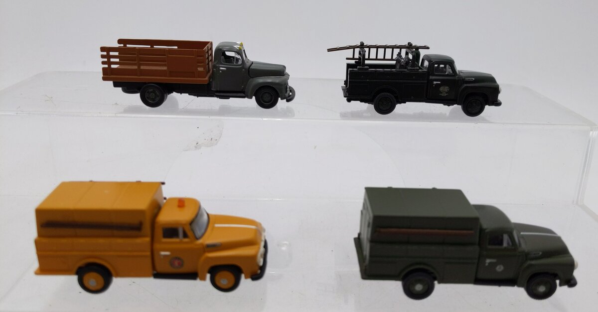 Classic Metal Works Assorted HO Scale Diecast Trucks [4] EX