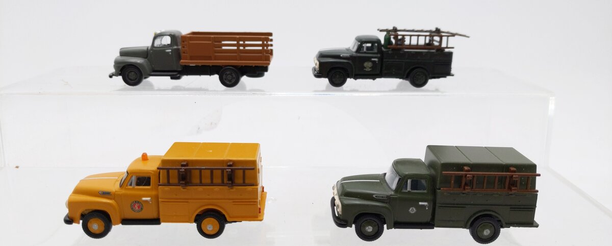 Classic Metal Works Assorted HO Scale Diecast Trucks [4] EX