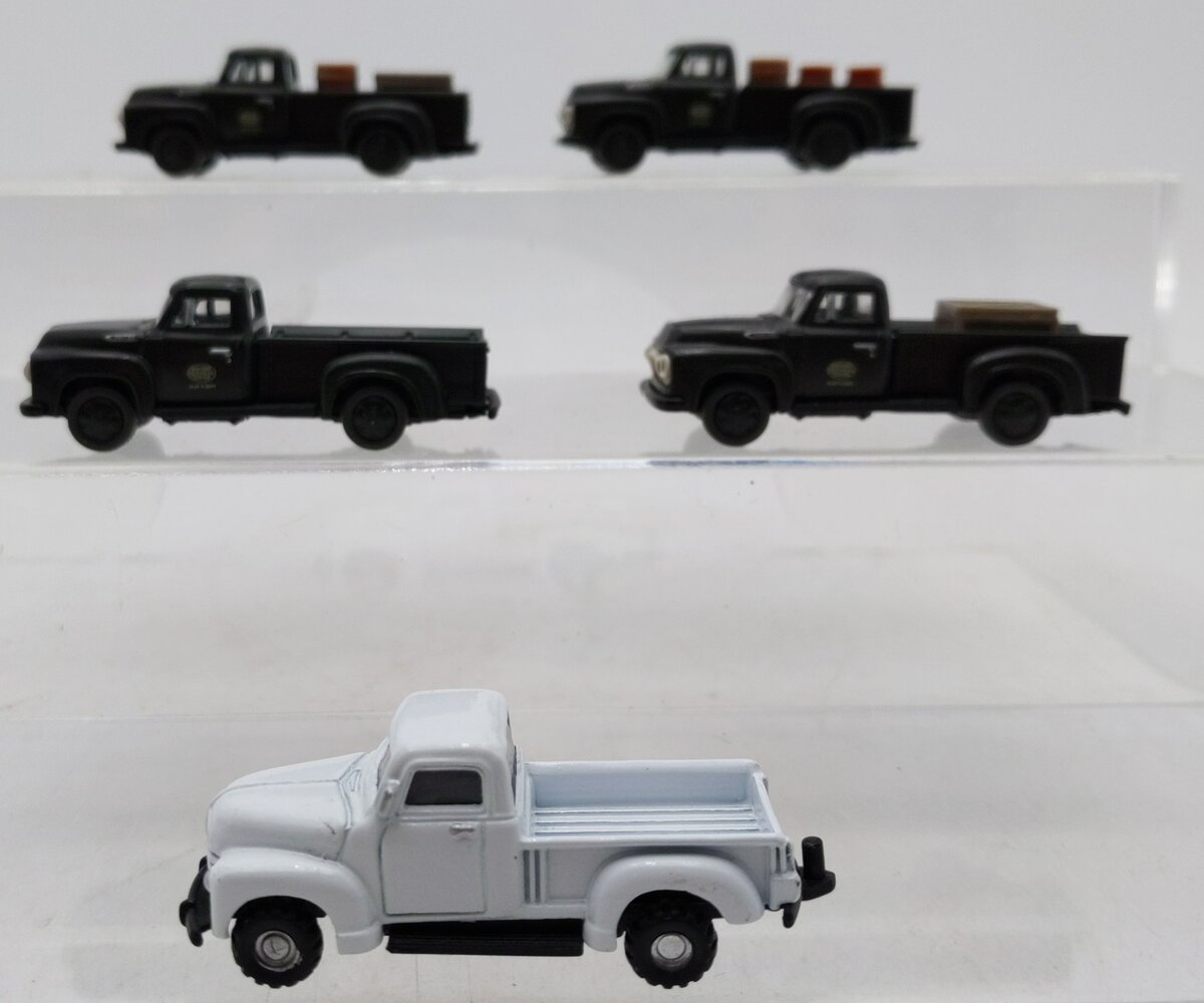 Classic Metal Works Assorted HO Scale Diecast Trucks [5] EX