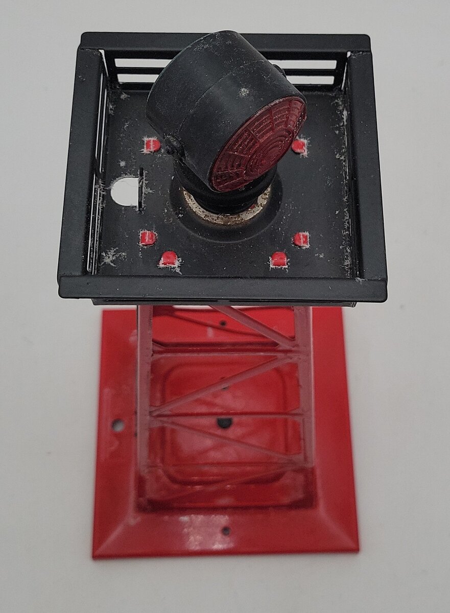 Lionel 494 Vintage O Rotating Tinplate Beacon Tower EX