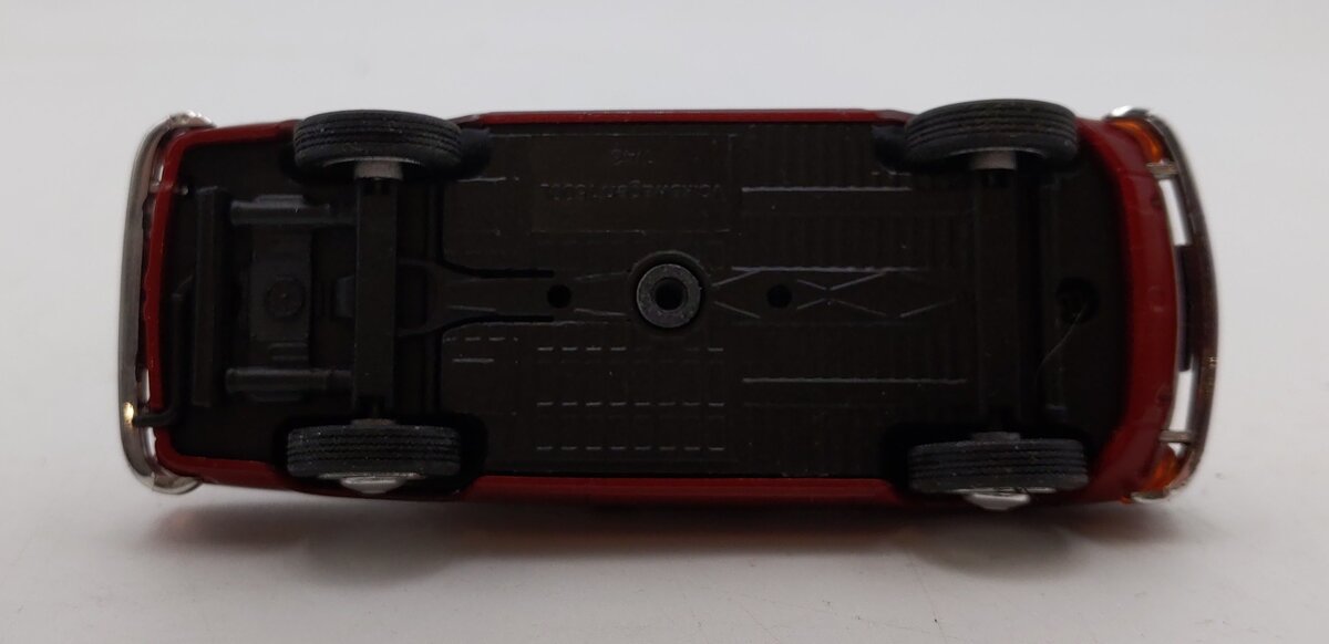 Whitebox 1:43 Scale Volkswagen 1600 L (Dark Red) LN/Box