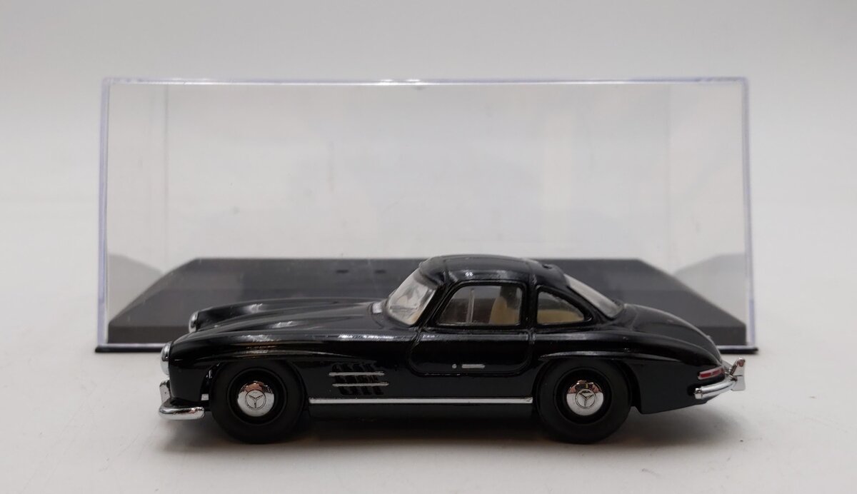 Matchbox 1:43 Scale 1955 Mercedes-Benz 300 SL Gullwing (Black) LN/Box